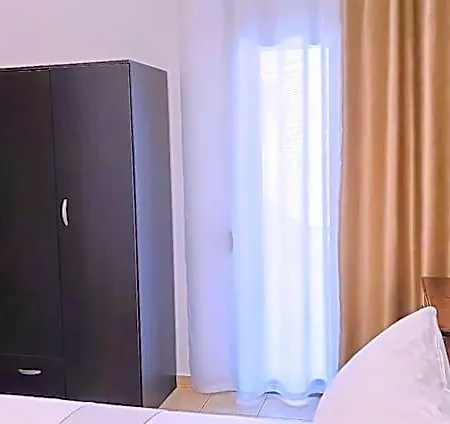 A & A For 4 Pax. Hotell 2*