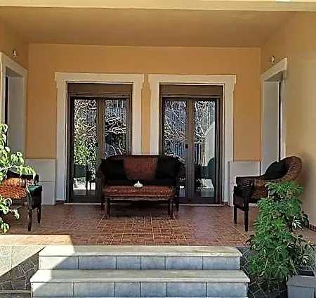 A & A For 4 Pax. Hotell Skiathos stad